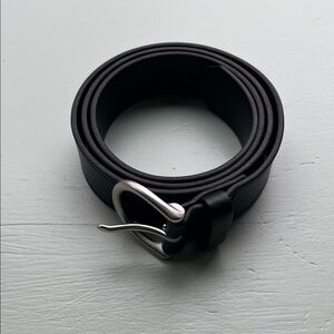 Madewell size L Classic Leather Belt (New!)